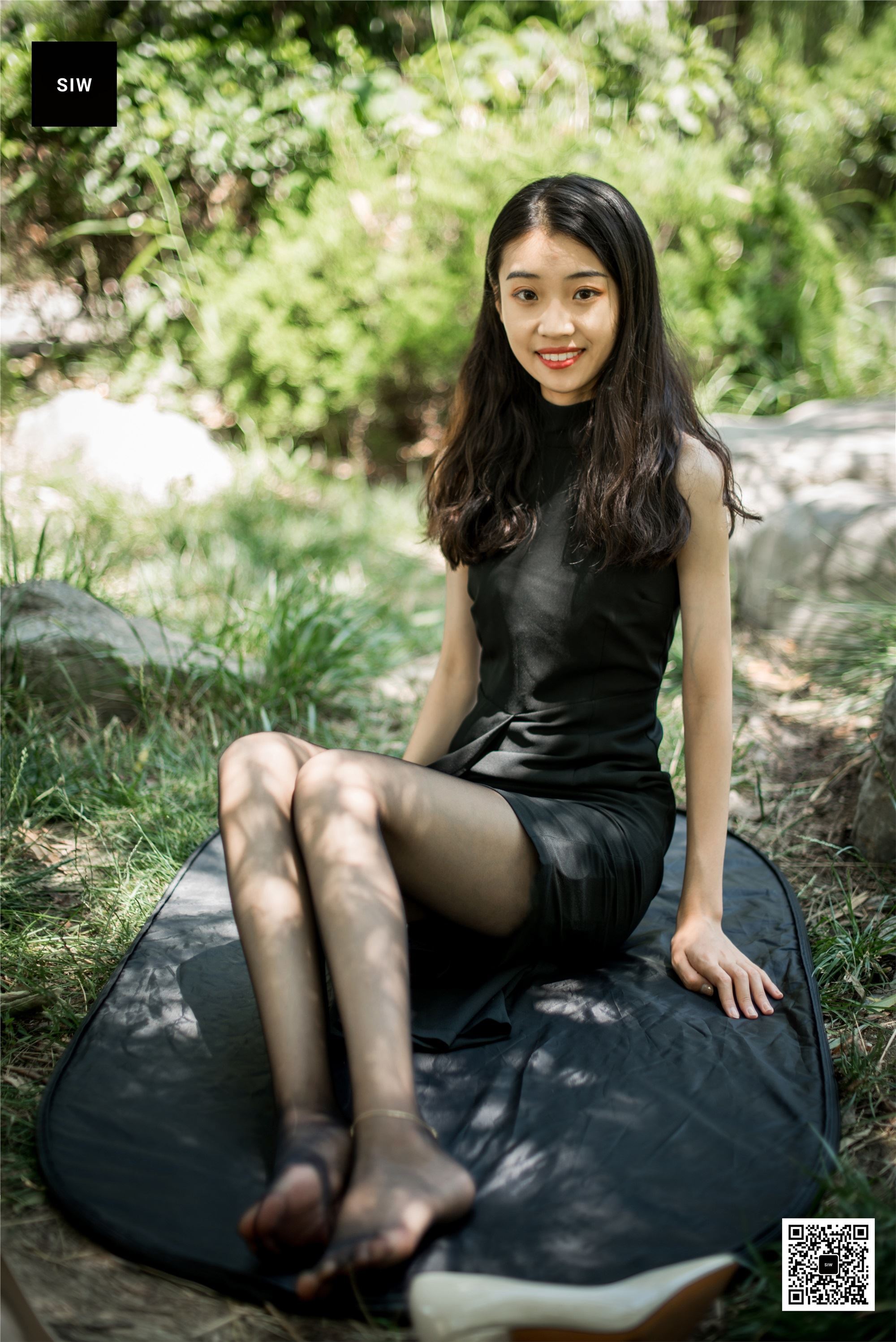 SIW斯文传媒 VOL.007 静湖垂柳-蓉儿